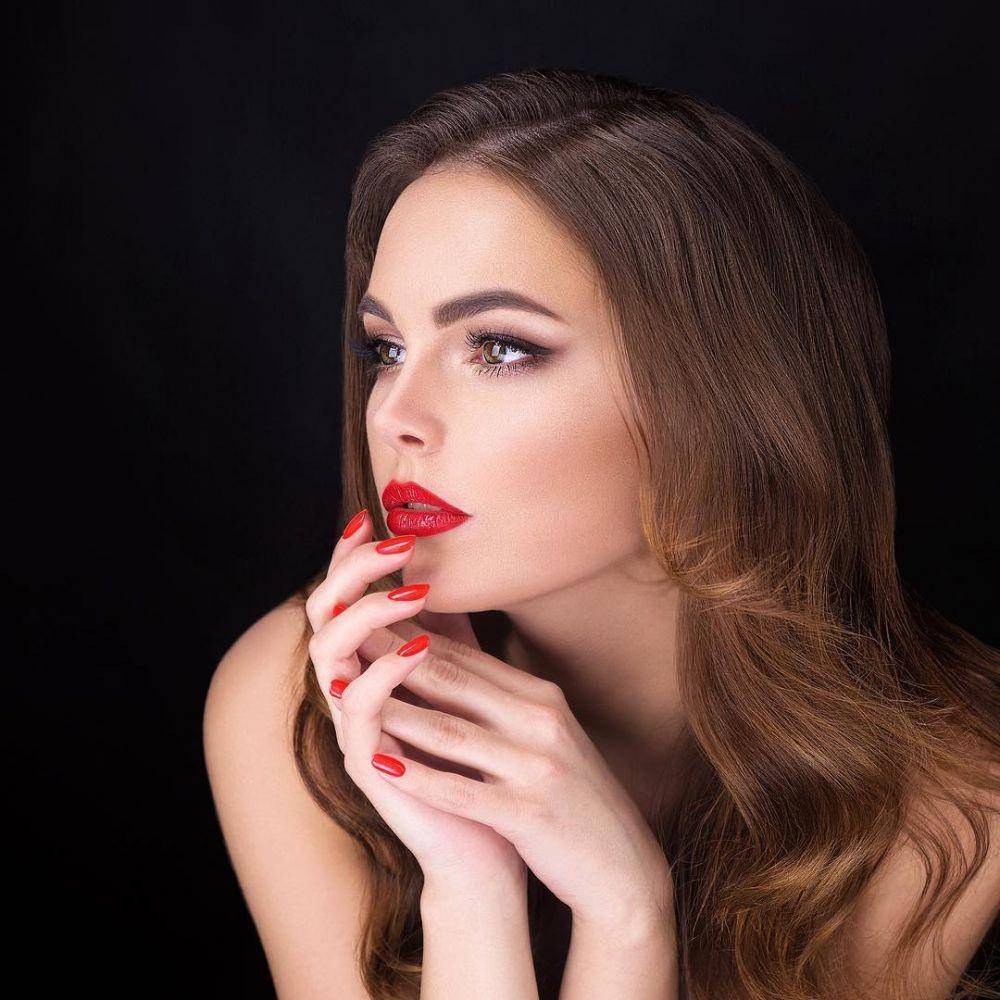instagram.com/oktyabrina_maximova
