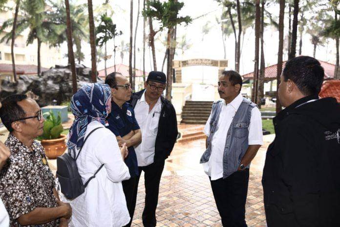 bisnisjakarta.co.id