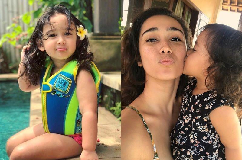 Warisi Pesona Ibunya, 10 Foto Carleteana Eleanor