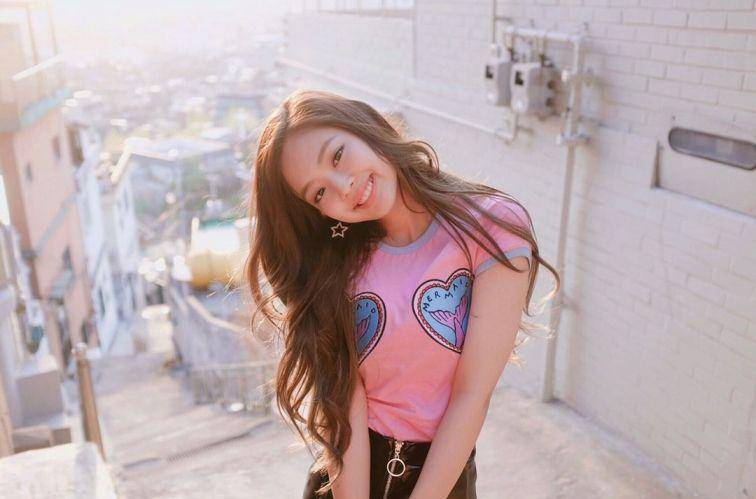 Instagram.com/blackpinkofficial