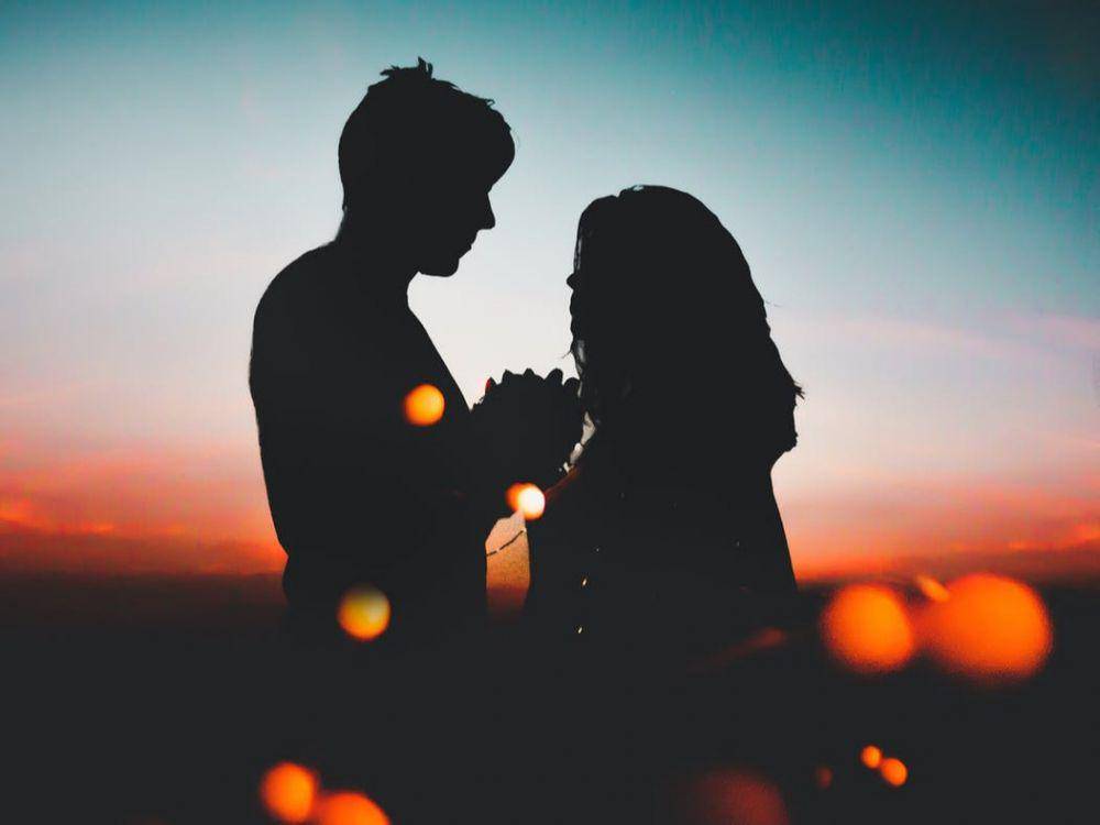 pexels.com/luizclas