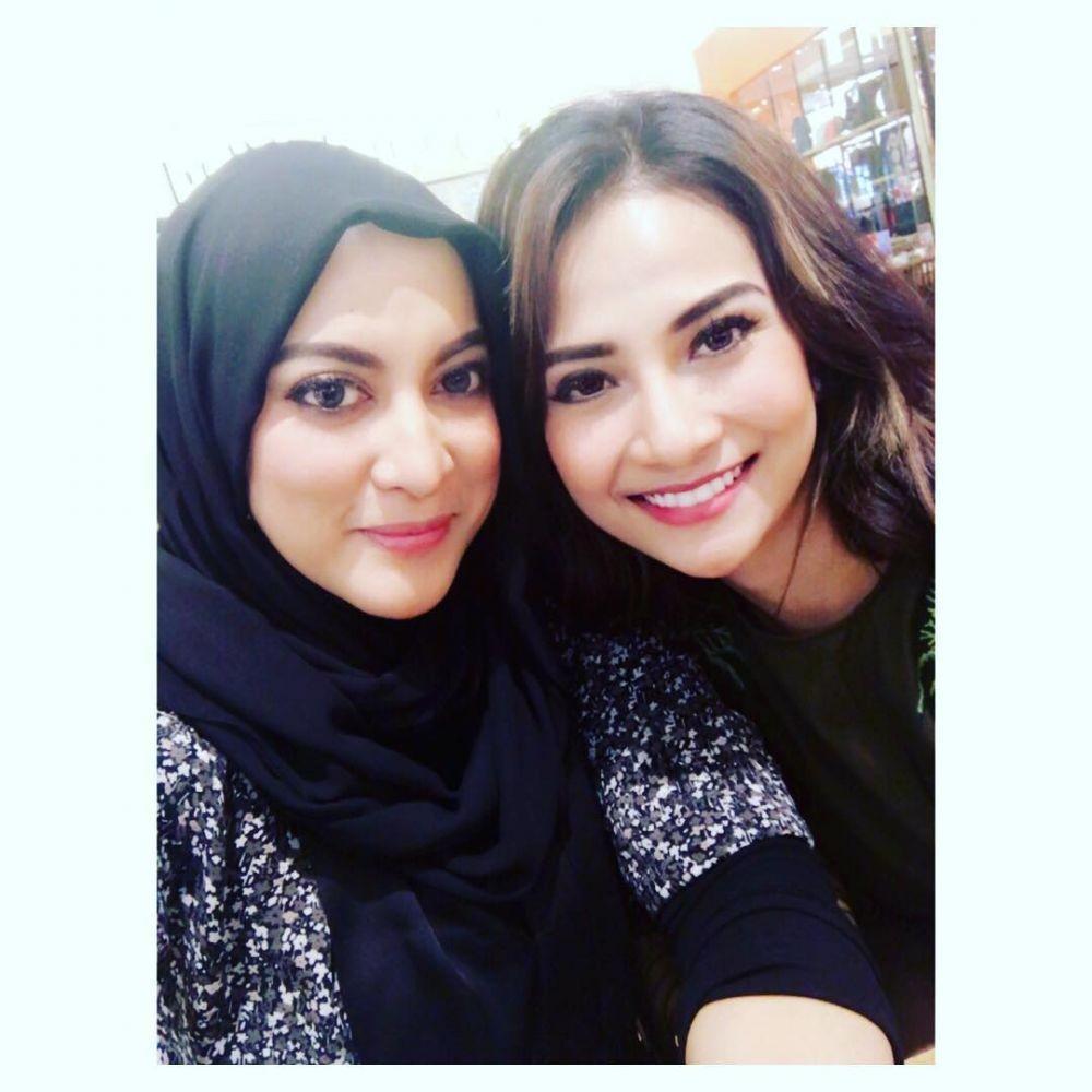 10 Momen Persahabatan Jane Shalimar dan Vanessa Angel, Saling Dukung