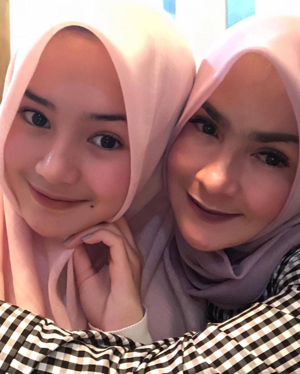 Instagram.com/linda_darmawan03