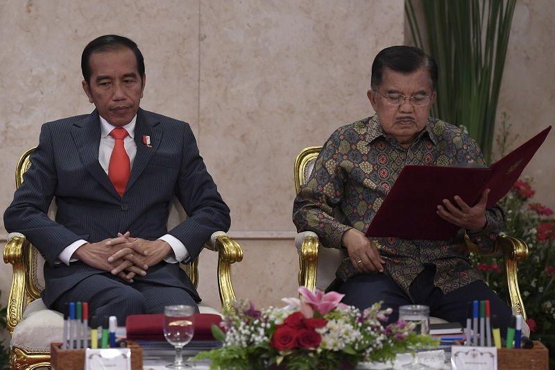 Jokowi: saya minta kapolri tindak tegas pihak yang delegitimasi k