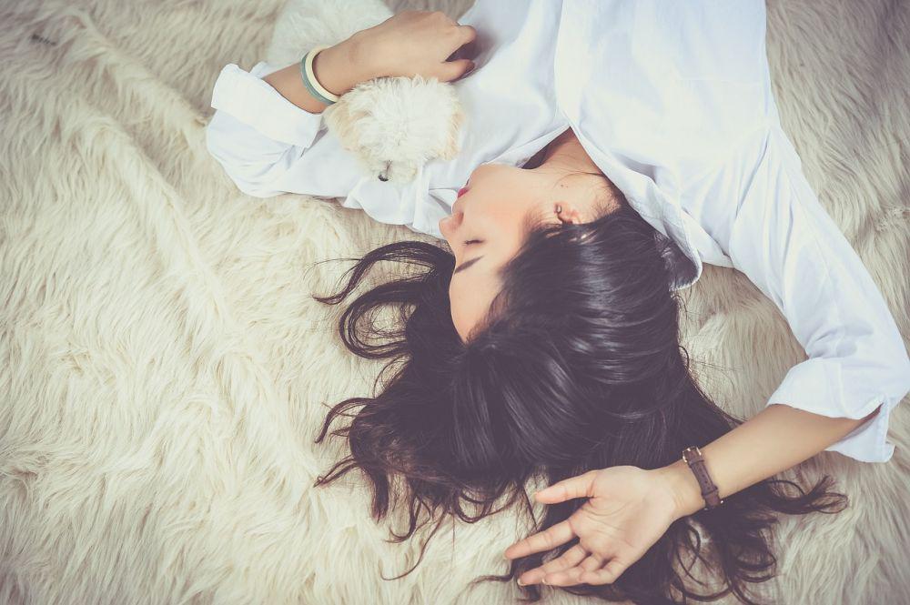 Girls, Menstruasimu Tidak Lancar dan Nyeri? Coba 6 Tips Jitu Ini