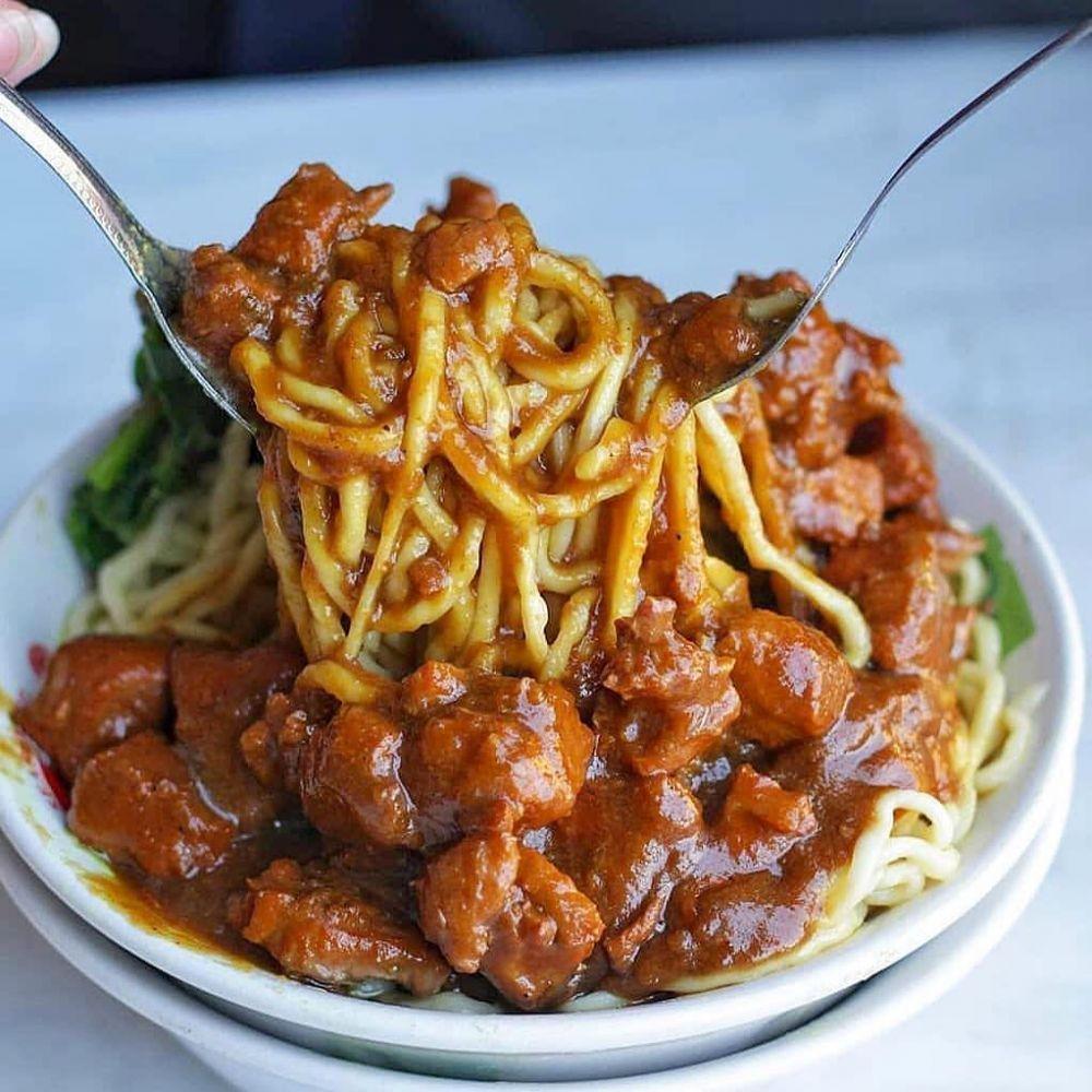 7 Makanan Ini Kurang Nendang Tanpa Tambahan Kecap, Setuju Gak?