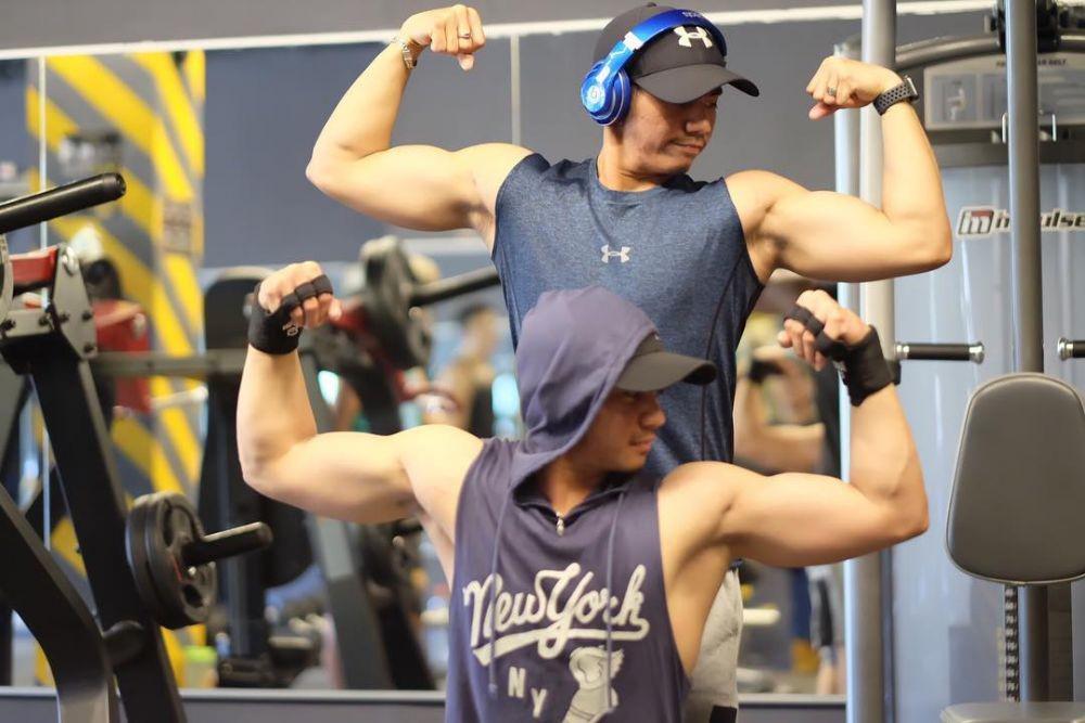 Makin Macho, 10 Kekompakan Rizki dan Ridho Saat Olahraga Bareng