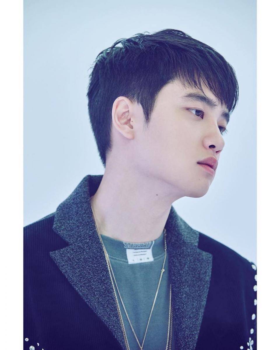 www.instagram.com/weareone.exo