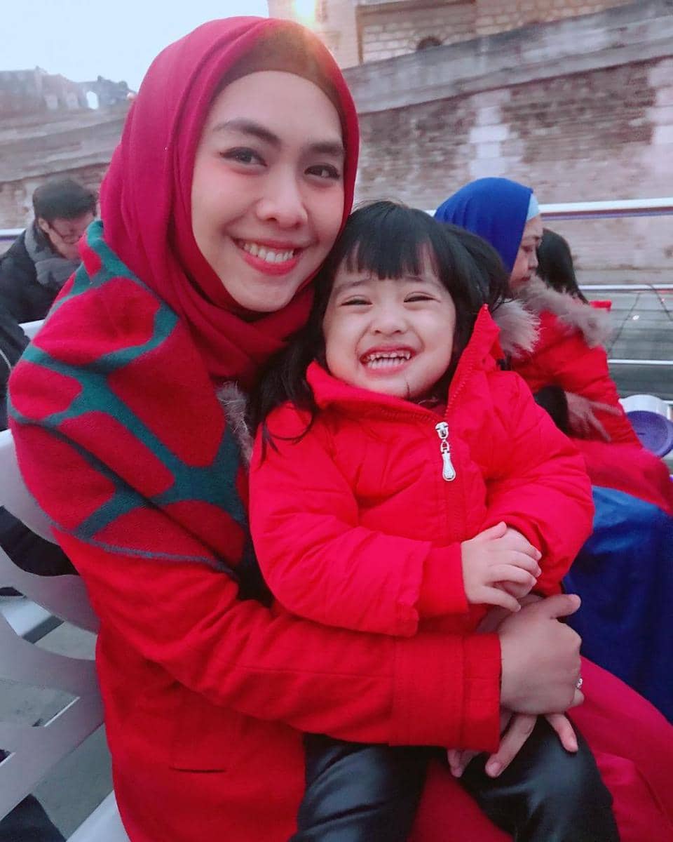 instagram.com/okisetianadewi