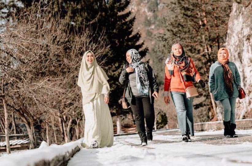 instagram.com/okisetianadewi