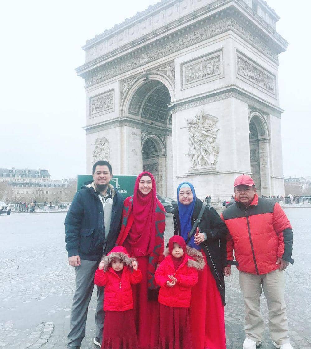 instagram.com/okisetianadewi