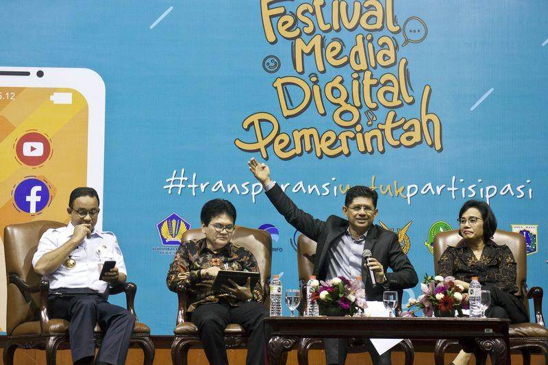 (Wakil Ketua KPK Laode M. Syarif <kedua dari kanan>) ANTARA FOTO/Galih Pradipta