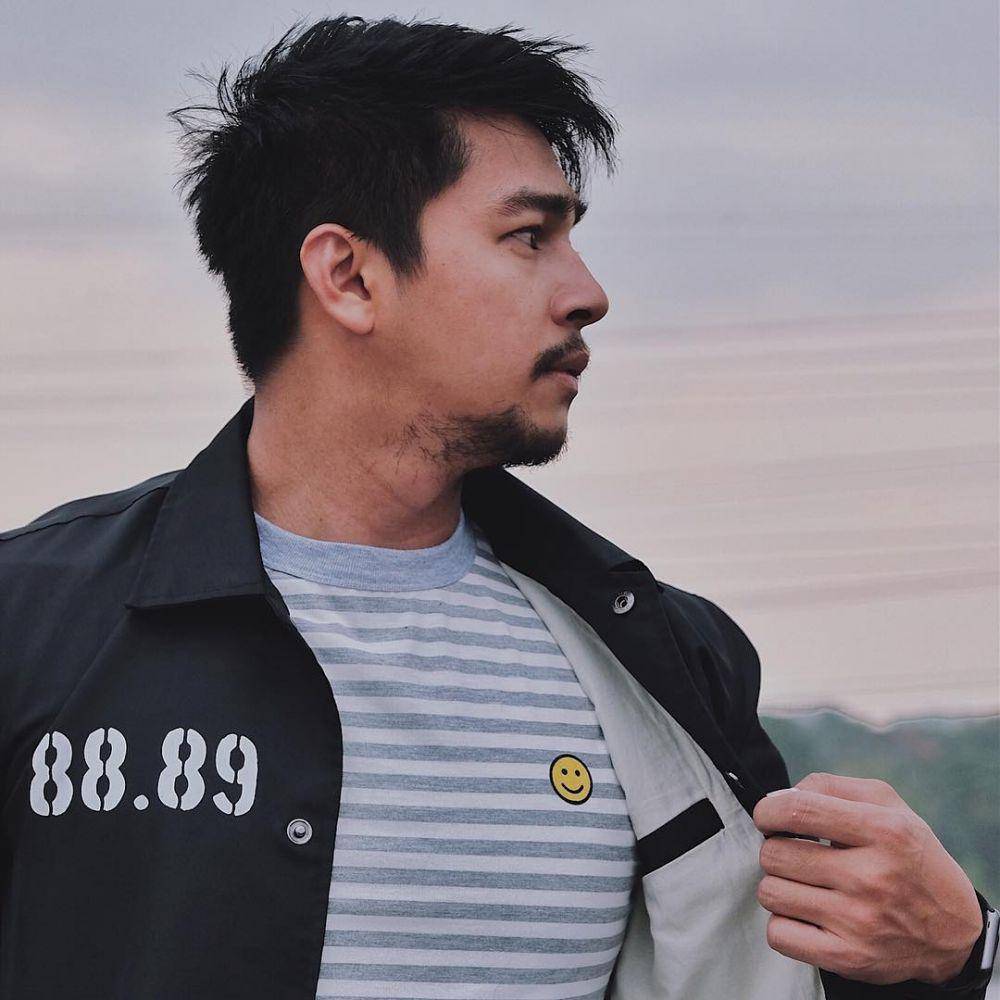 instagram.com/devamahenra