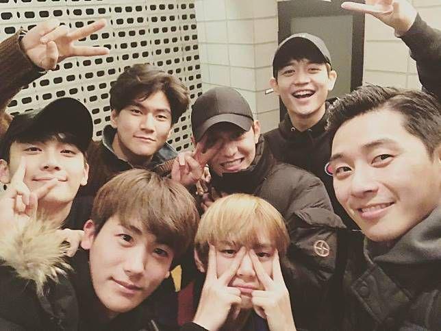 8 Squad Seleb Korea Selatan Paling Populer, Hits Banget Nih!