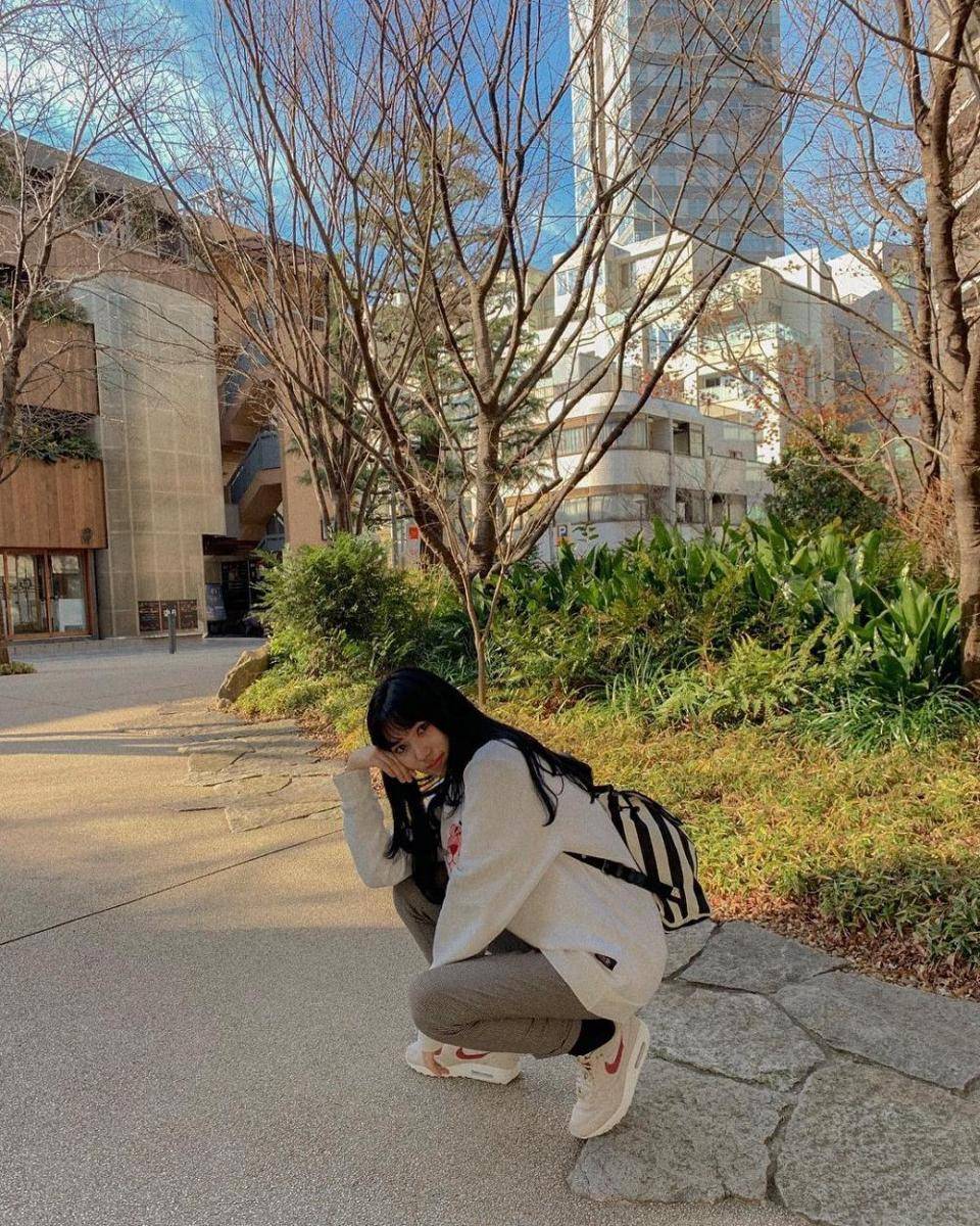instagram.com/isyanasarasvati