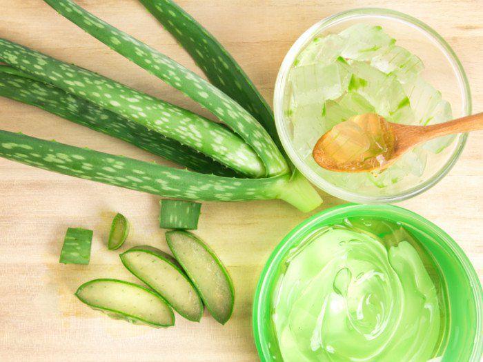 Wajah Breakout? Atasi dengan 5 Bahan Skincare Ini