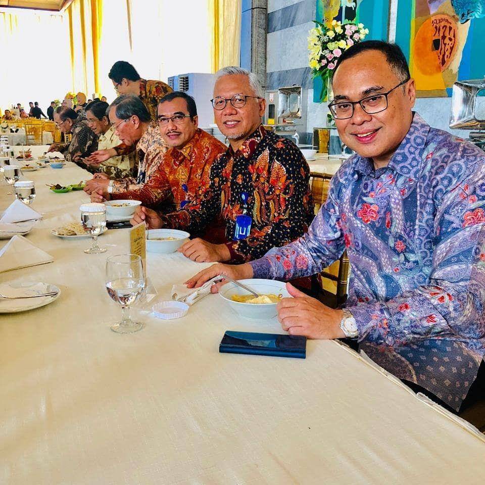 Instagram/@hikmahantojuwana