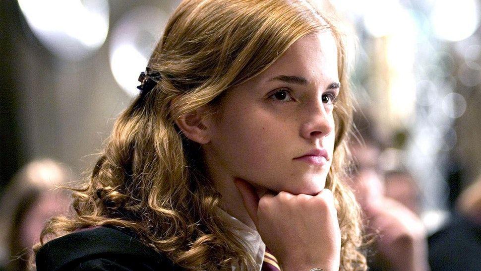 5 Sikap Positif yang Layak Ditiru dari Hermione Granger "Harry Potter"