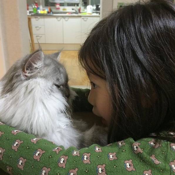instagram.com/ange_thx