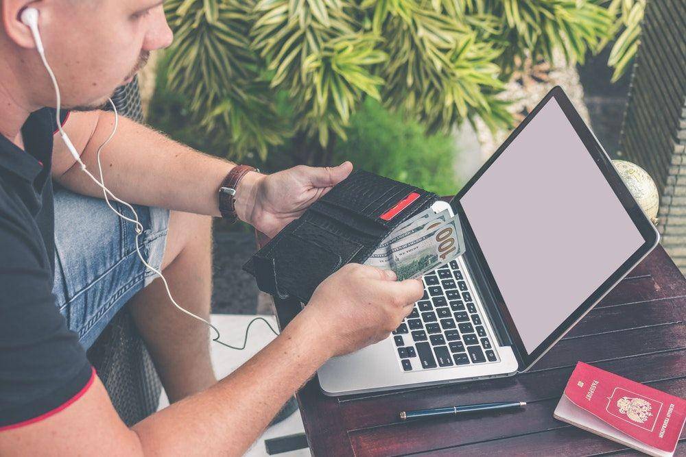 9 Cara Mengatur Uang Biar Tak Melarat di Akhir Bulan, Buat Perantau!