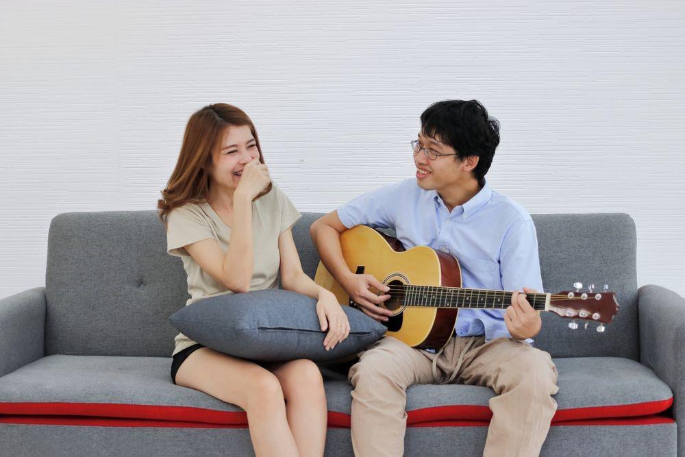 Punya Hobi dan Didukung Pacar? Ini 5 Momen yang Cuma Bisa Kamu Rasakan