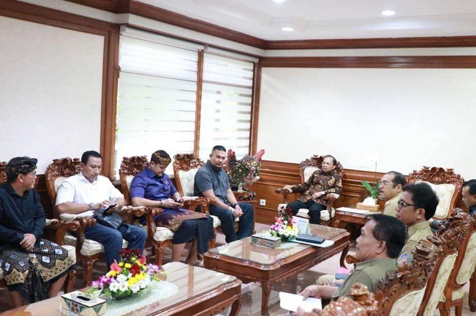 facebook.com/PemerintahanProvinsiBal