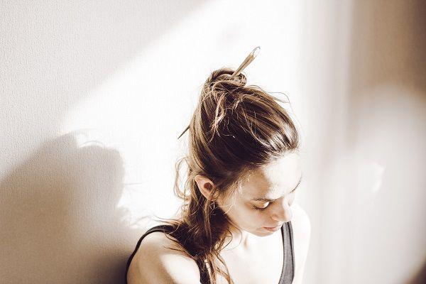 Waspada, Girls! Ini 5 Tanda pada Cewek Saat Dilanda Depresi