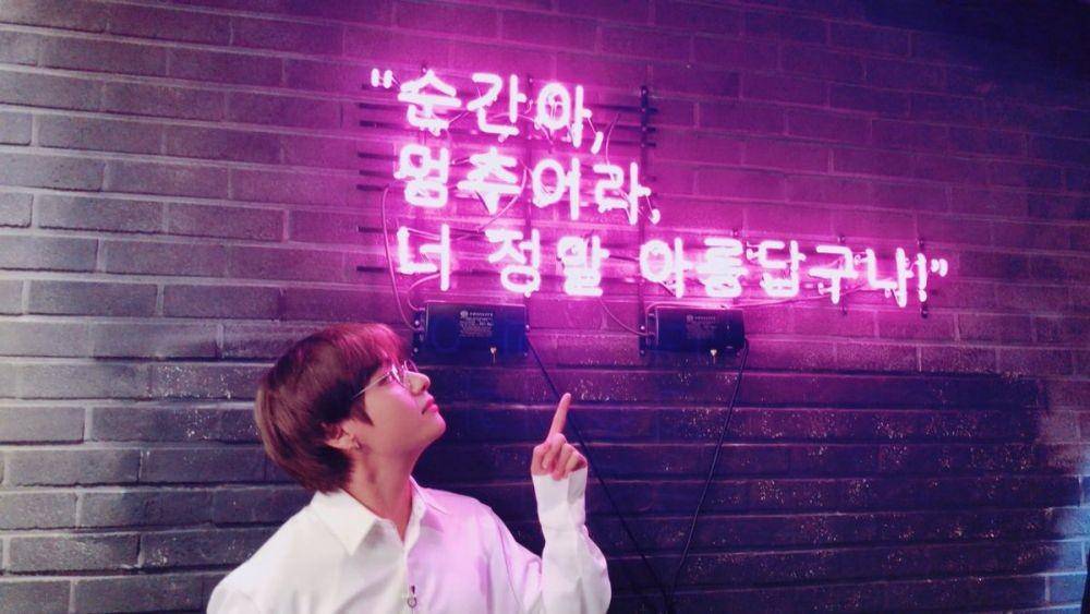twitter.com/bts_twt