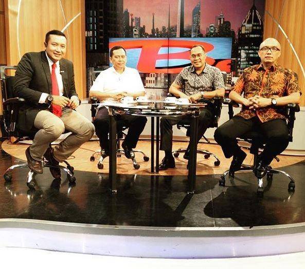 (Jurnalis senior TVRI Imam Priyono) www.instagram.com/@imamtvri