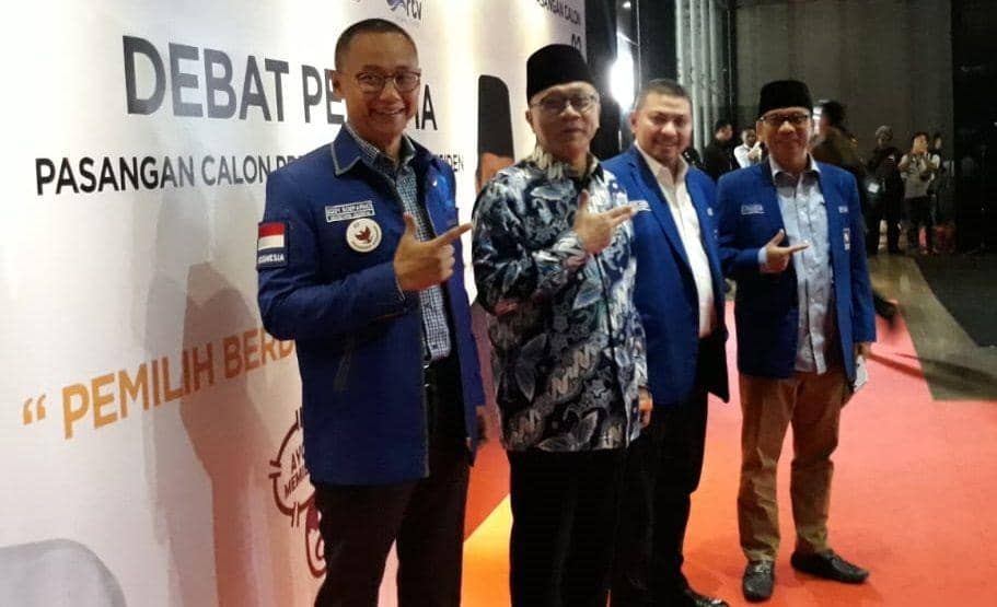 Zulhas: Boleh Saling Serang, Asal Sesuai Adat