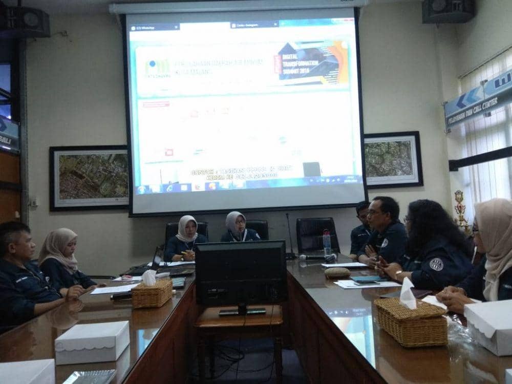 Akibat Tumpukan Sampah, Aliran Air Bersih di Kota Malang Terganggu