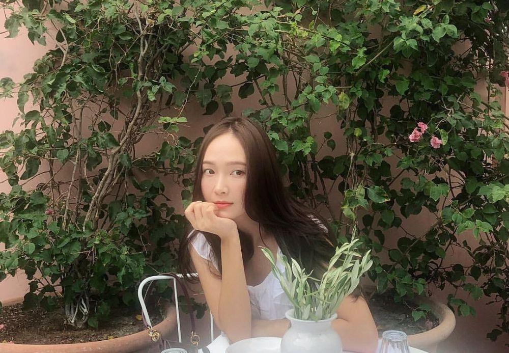 Intip 10 Gaya OOTD Jessica Jung yang Cocok untuk Acara Valentine