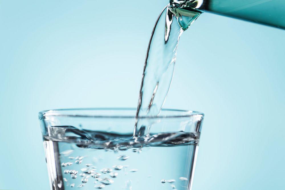 Sering Merasa Haus Meski Sudah Banyak Minum Air? Ini Nih 5 Penyebabnya