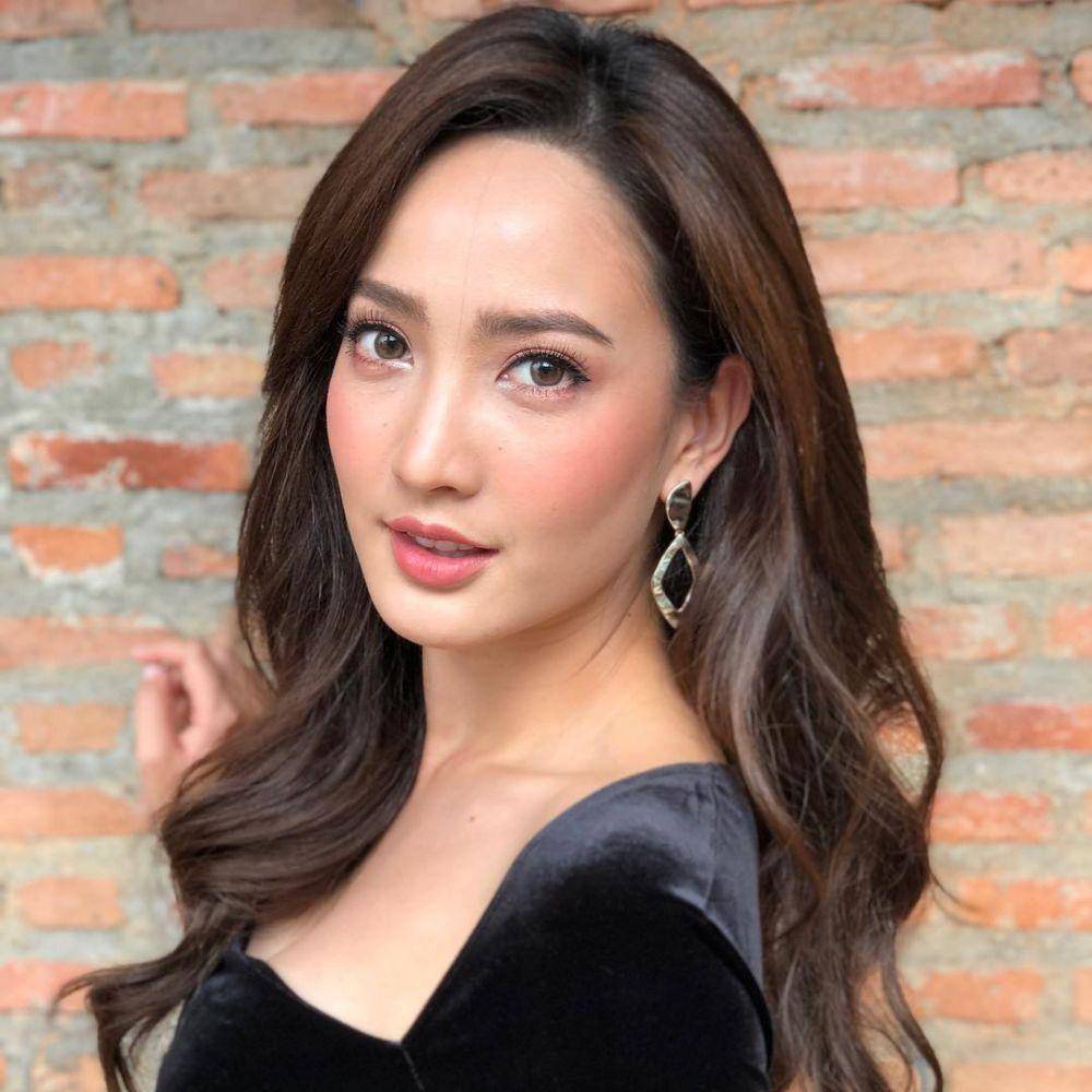 instagram.com/taewaew_natapohn