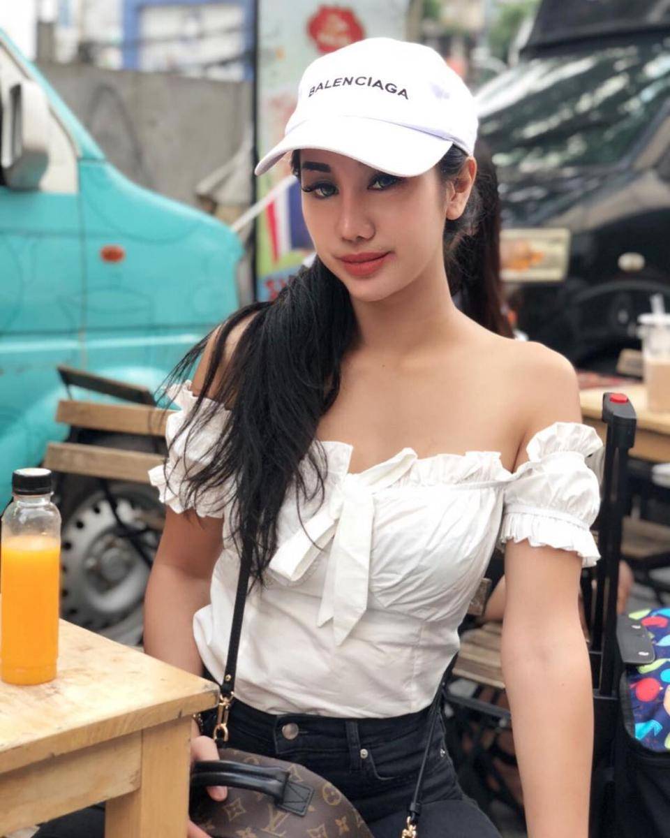 instagram.com/chikakinsky19