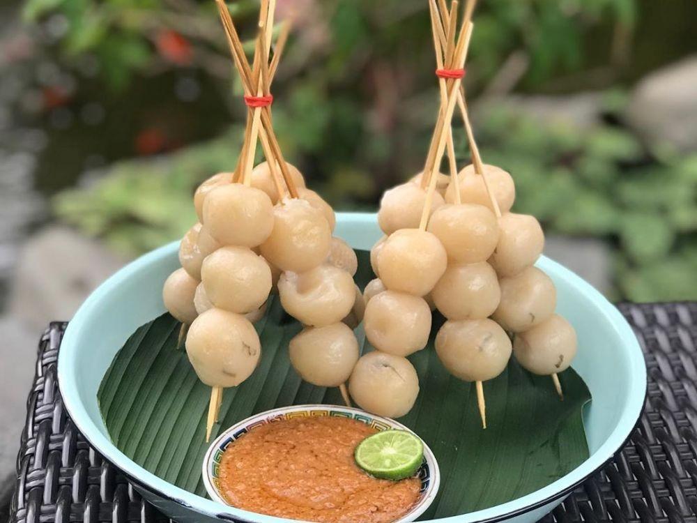 Resep Cilok Saus Kacang Bikinan Rumah, Mudah dan Enak Lho!