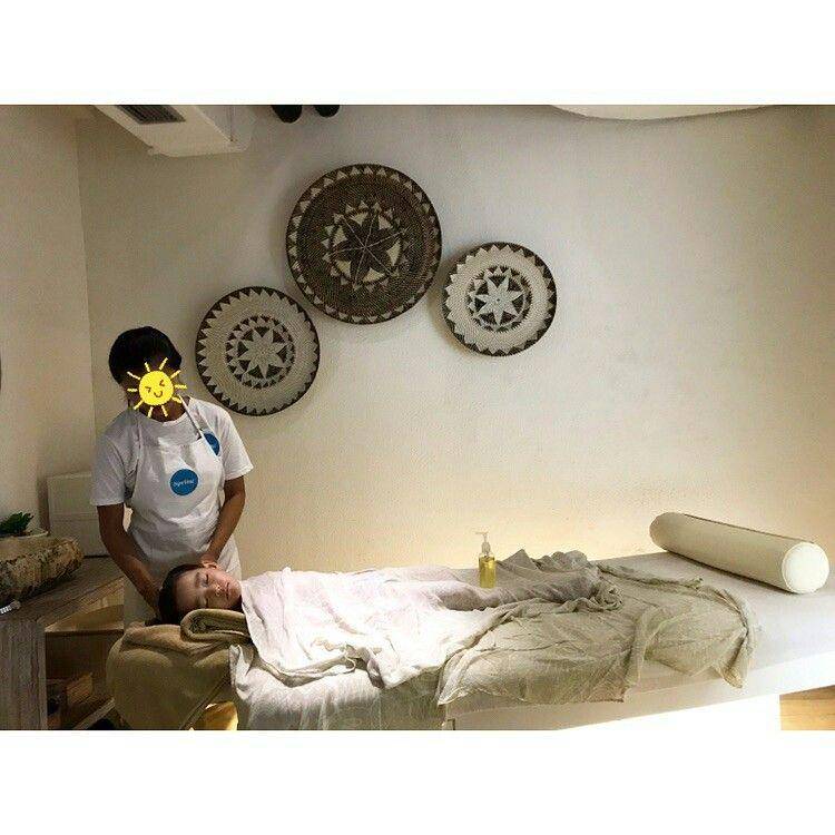 instagram.com/yoonj.lee
