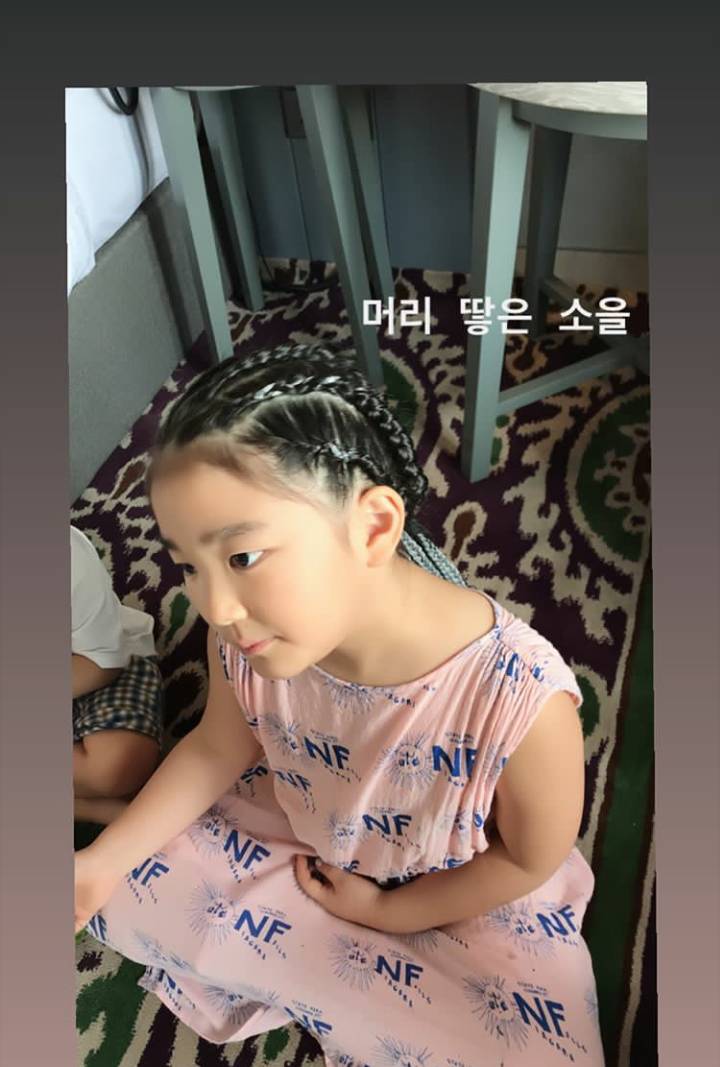 instagram.com/yoonj.lee