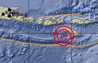 [BREAKING] BMKG: Belum Ada Laporan Kerusakan Akibat Gempa Sumba Barat