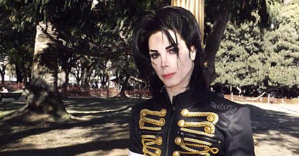 Demi Mirip Michael Jackson, Pria Ini Habiskan 30 Ribu Dolar AS