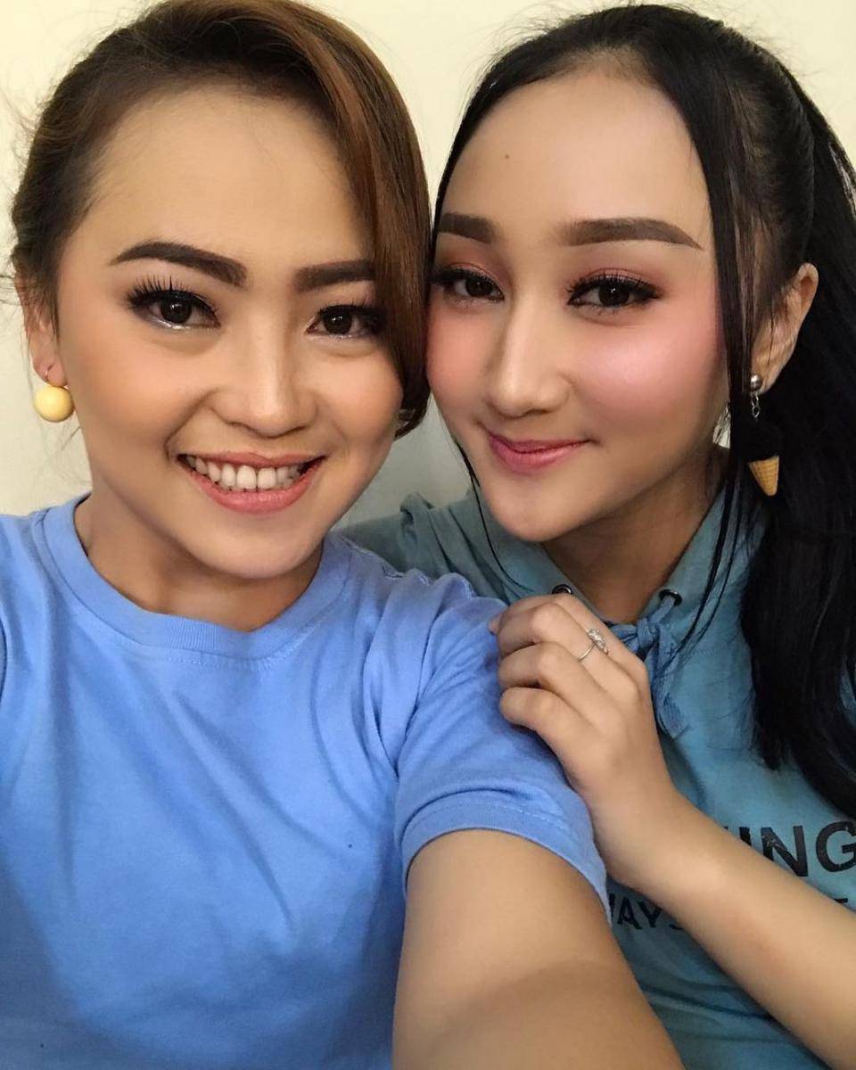 .instagram.com/nina_mpokalpa