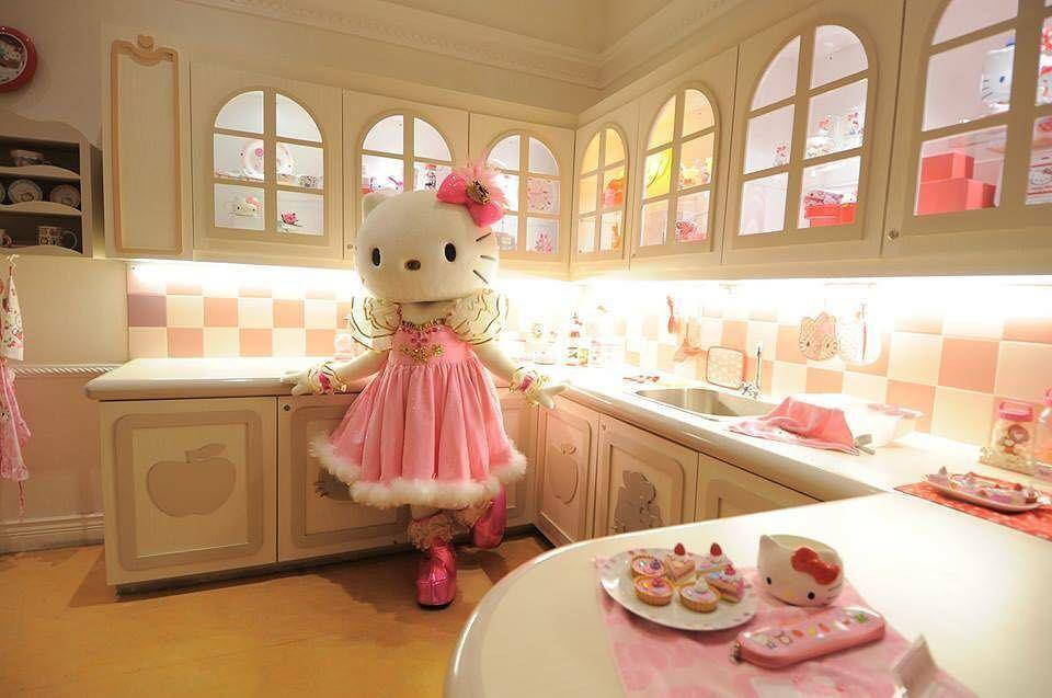 instagram.com/sanriohellokittytown