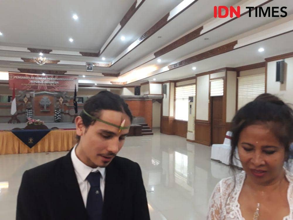 Pria Australia Jadi WNI, Janji Gunakan Hak Pilihnya Pada Pemilu 2019