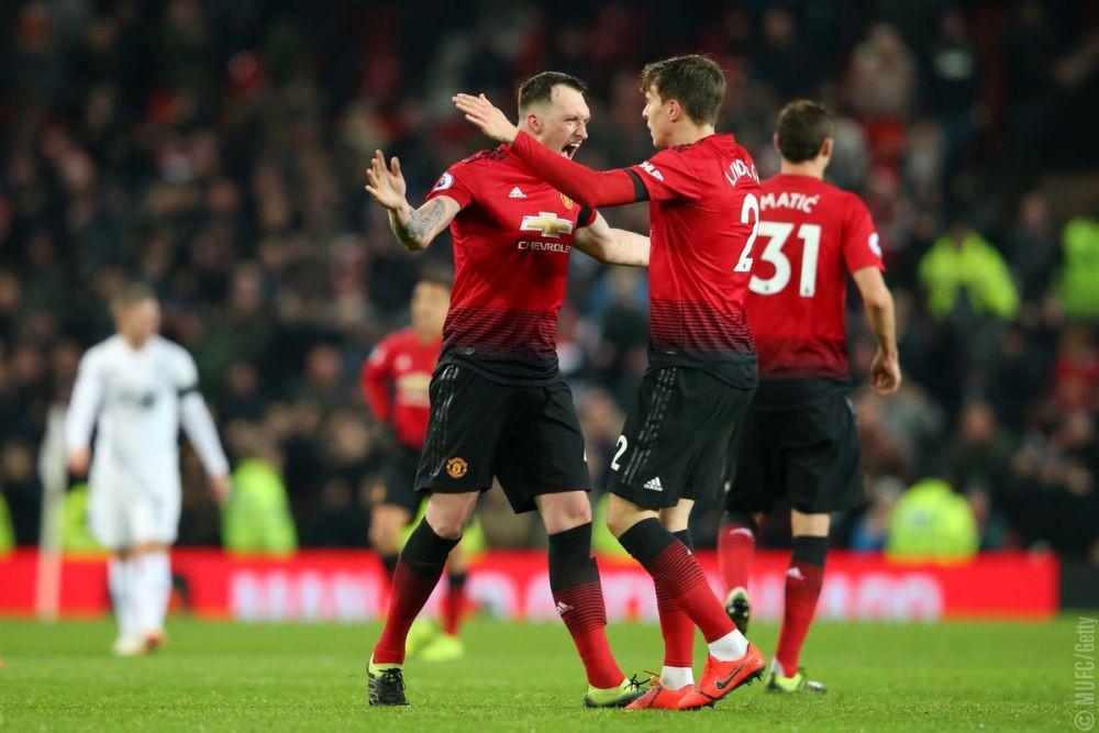 Dramatis: Lawan Burnley, MU Cetak 2 Gol di Detik-detik Terakhir