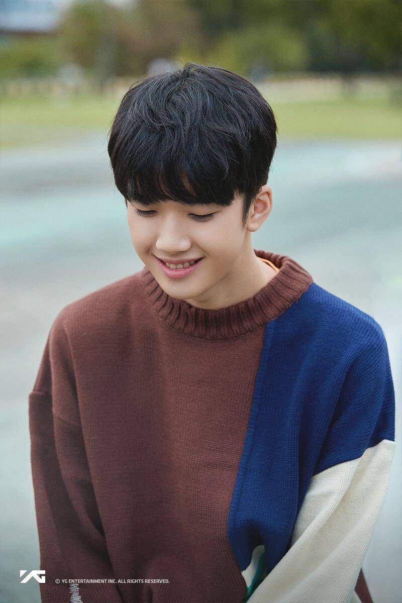 channels.vlive.tv/Ha Yoon Bin