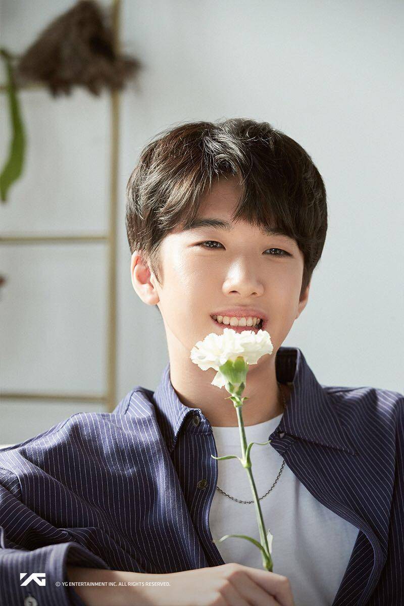 channels.vlive.tv/Ha Yoon Bin