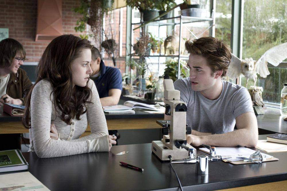 twilightsaga.propstoreauction.com