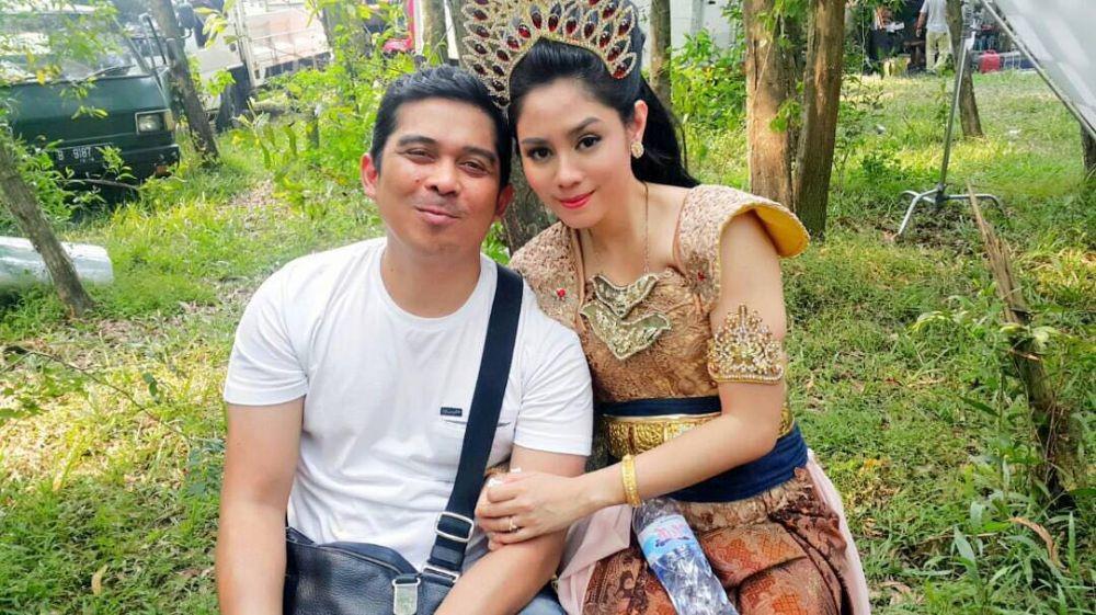 10 Foto Kenangan Saphira Indah dan Suami Sebelum Meninggal Dunia