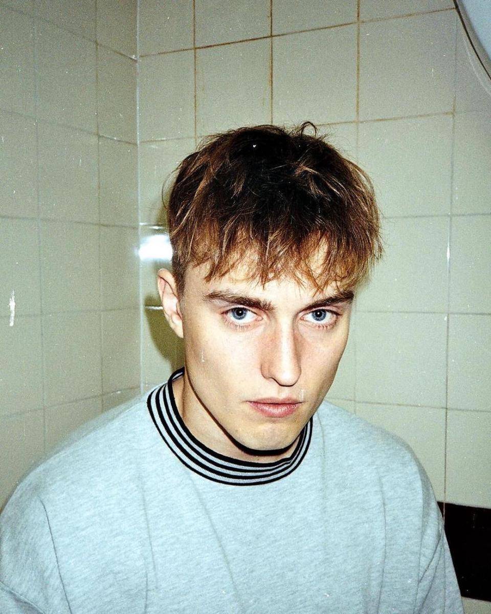 instagram.com/sam_fender