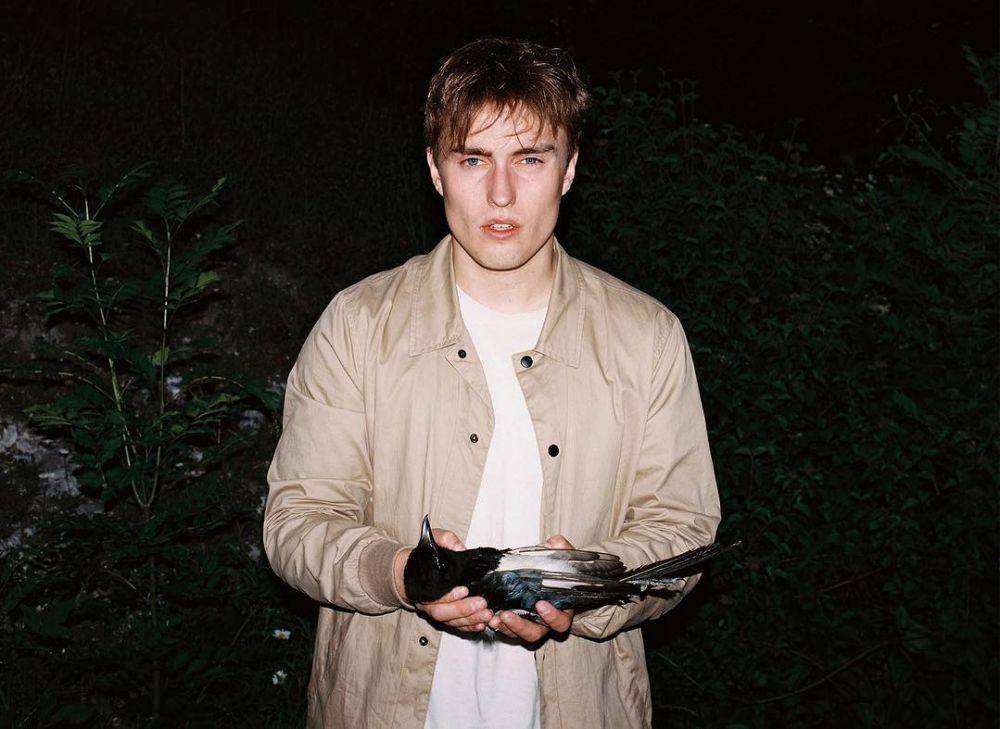 instagram.com/sam_fender